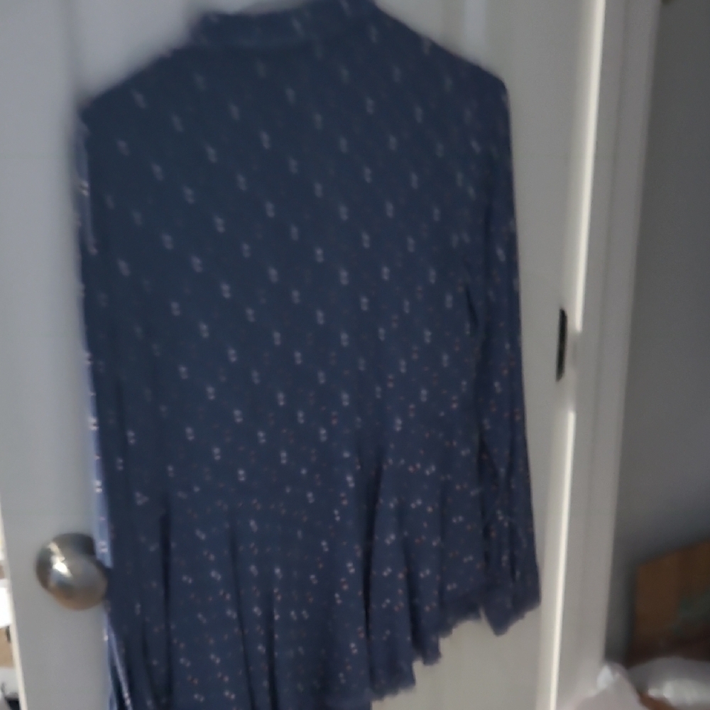Blue Patterned Button-Up Shirt - Picture 4 of 4